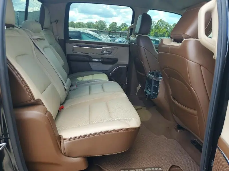 2019 RAM 1500 LARAMIE  