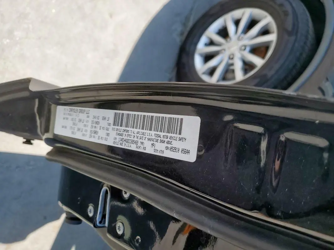 2013 DODGE DURANGO SXT  