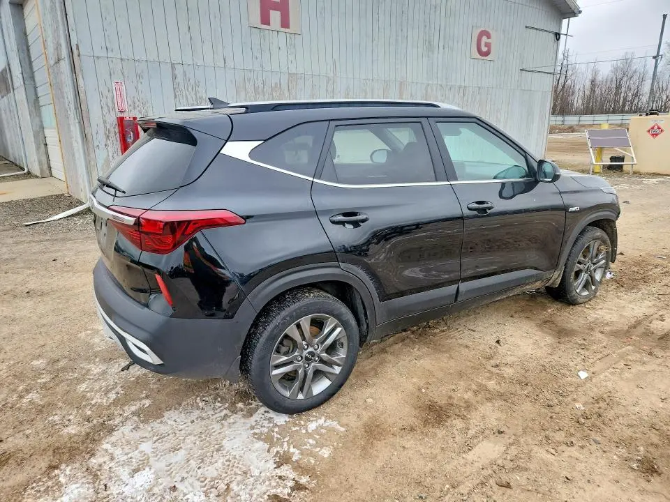 2022 KIA SELTOS S  