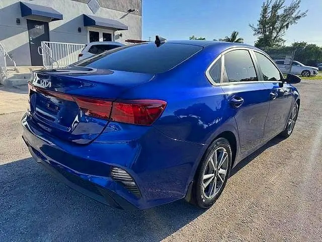 2022 KIA FORTE LXS  