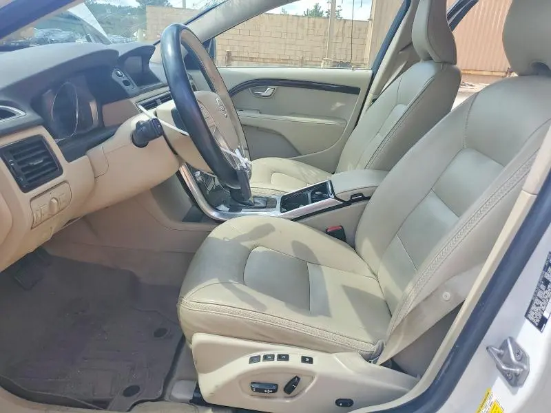2016 VOLVO XC70 T5 PLATINUM  