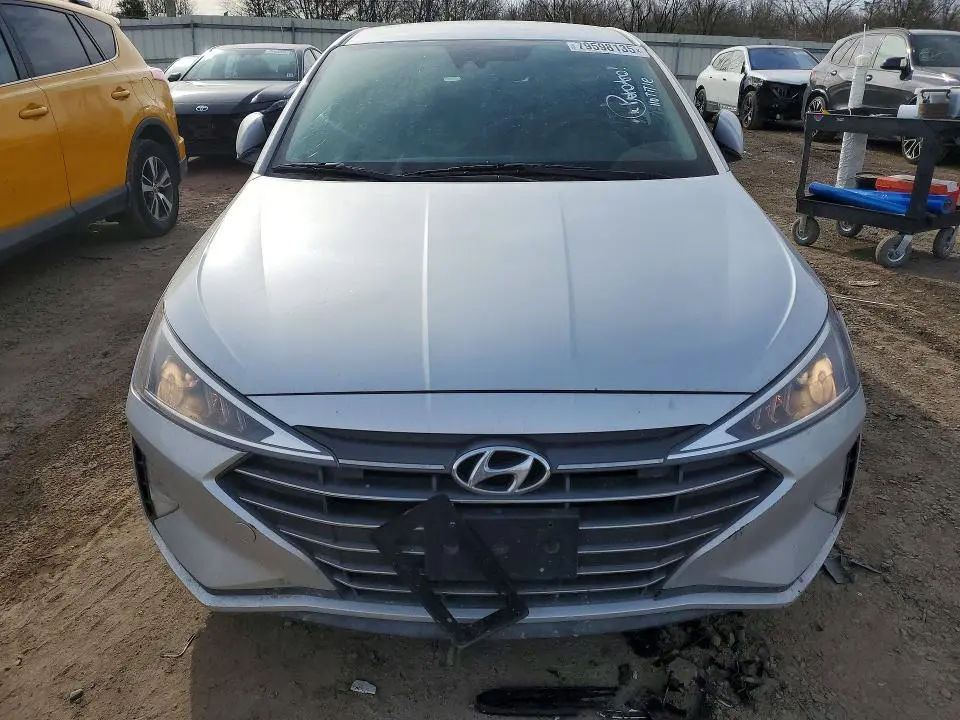 2019 HYUNDAI ELANTRA SEL  