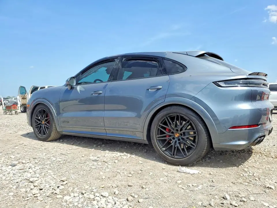 2026 PORSCHE CAYENNE GTS COUPE  