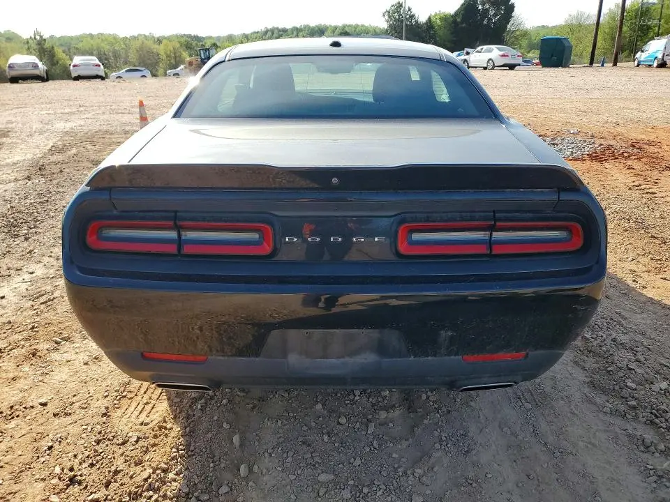 2018 DODGE CHALLENGER SXT  