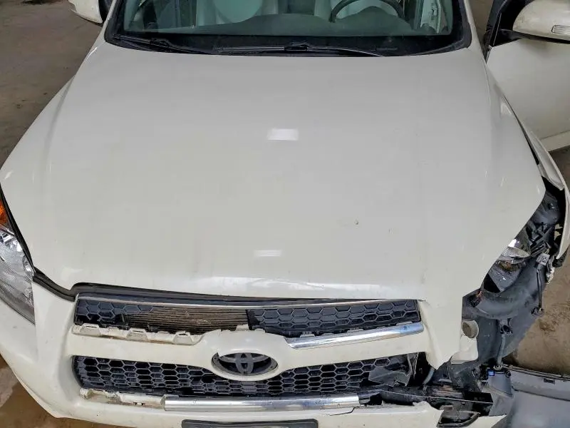 2011 TOYOTA RAV4 LIMITED  