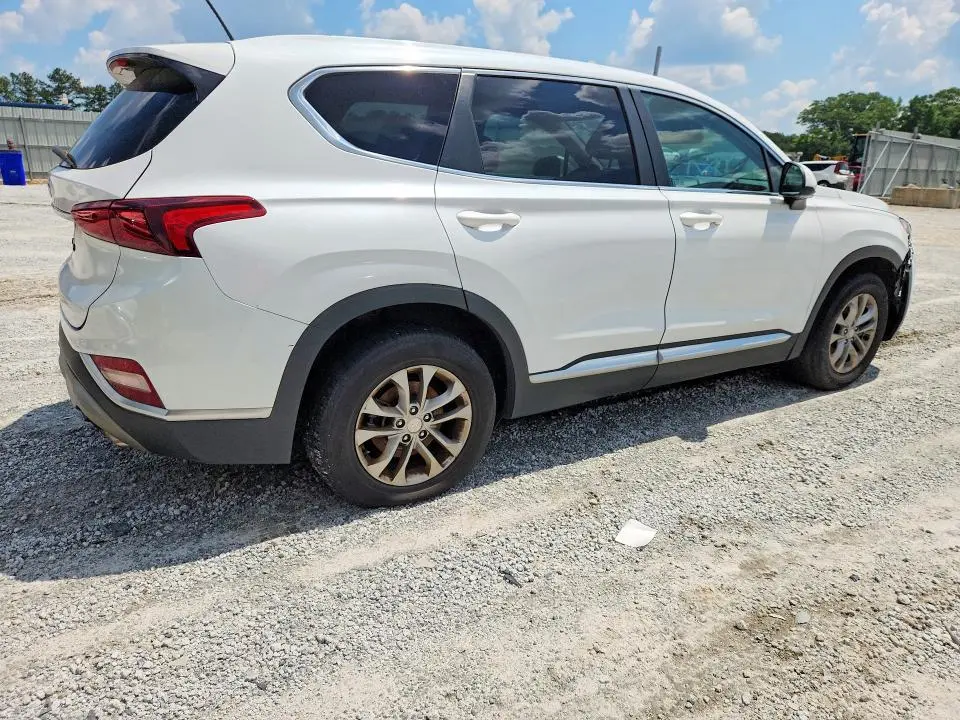 2019 HYUNDAI SANTA FE SE  