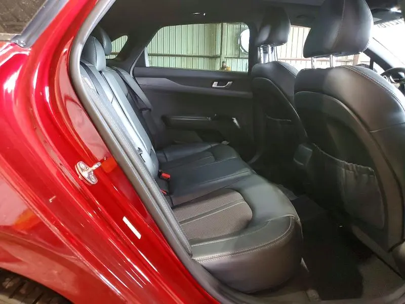 2023 KIA K5 GT LINE  