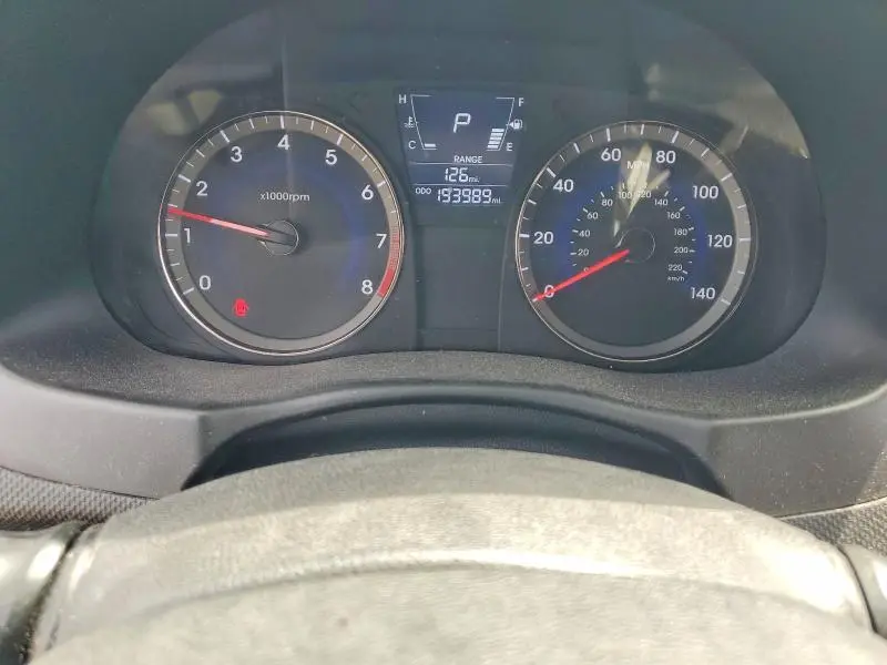 2013 HYUNDAI ACCENT SE  