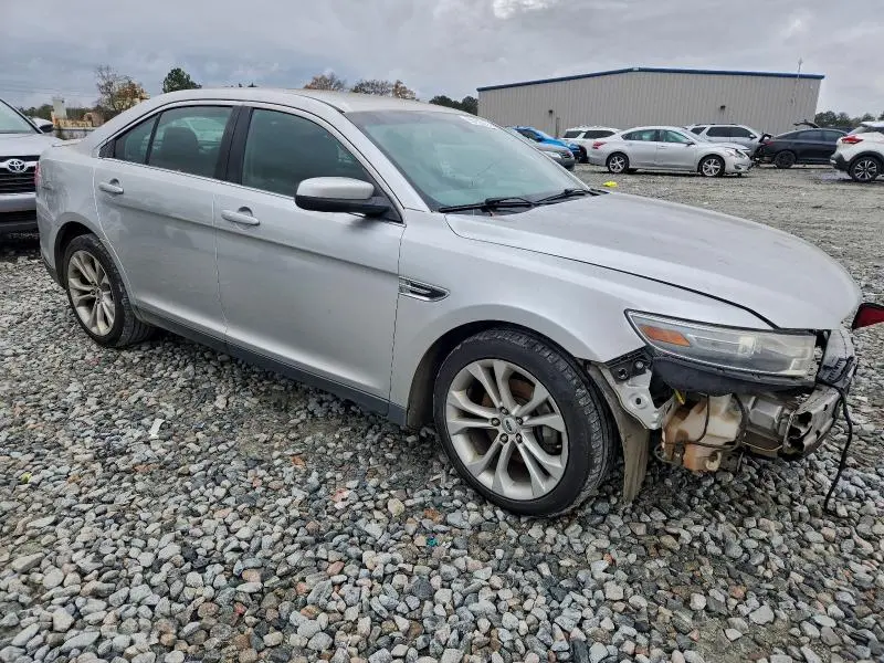 2013 FORD TAURUS SEL  