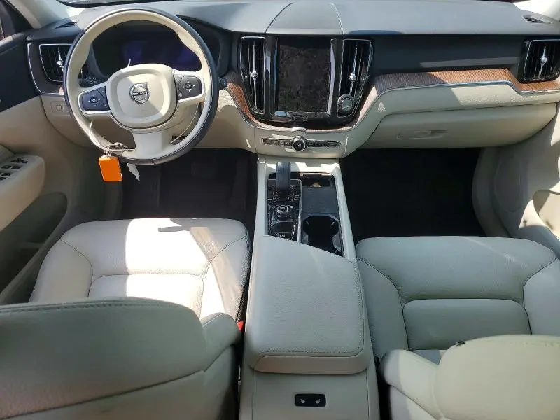 2022 VOLVO XC60 T8 RECHARGE INSCRIPTION EXPRESS  