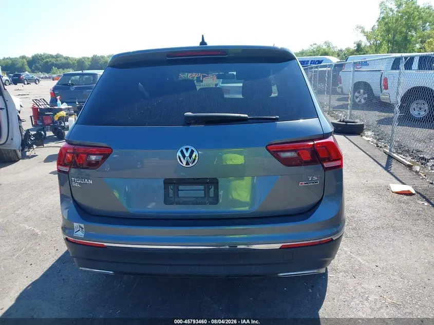 2018 VOLKSWAGEN TIGUAN  