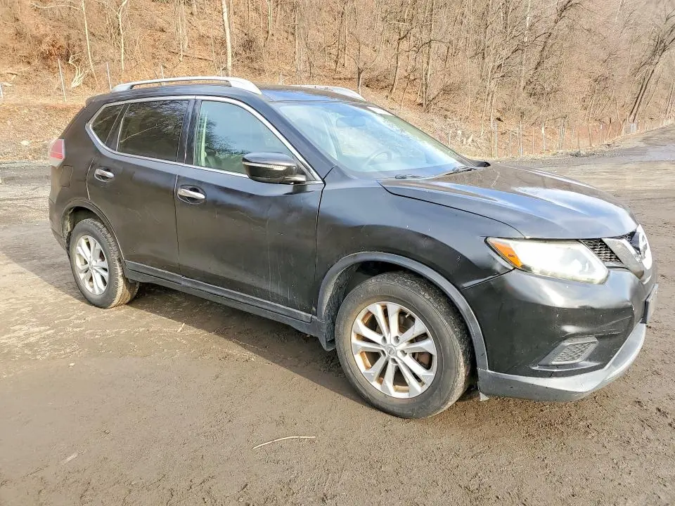 2014 NISSAN ROGUE SV  