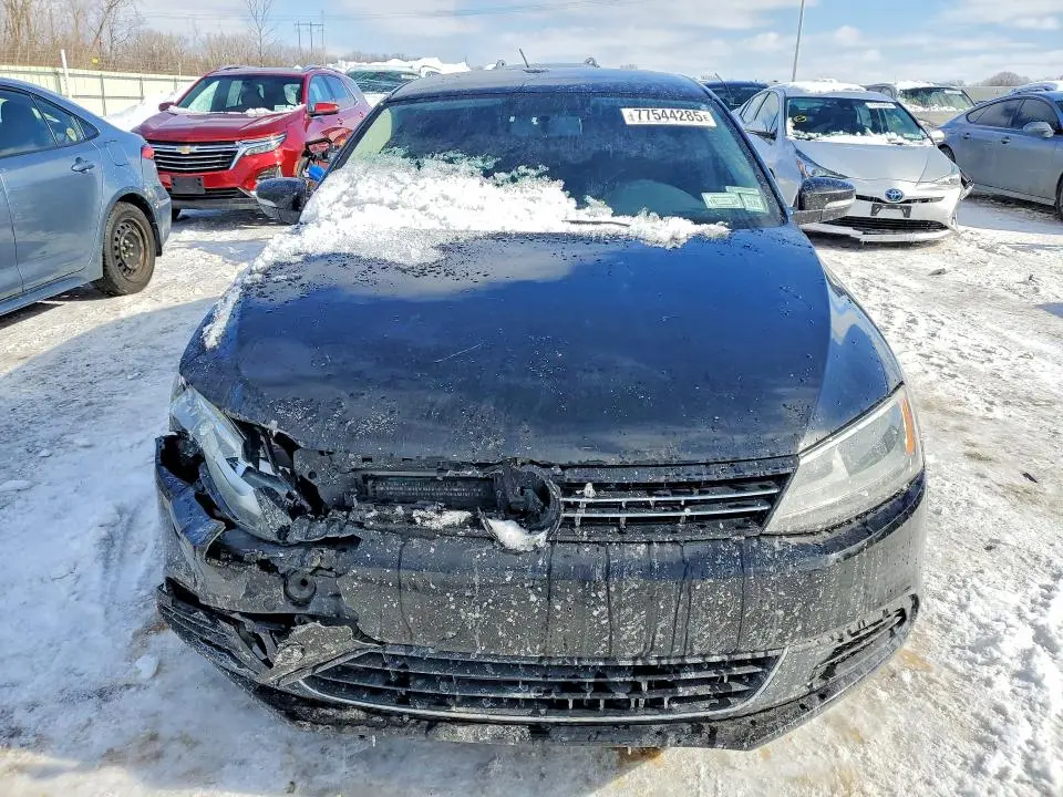 2013 VOLKSWAGEN JETTA   