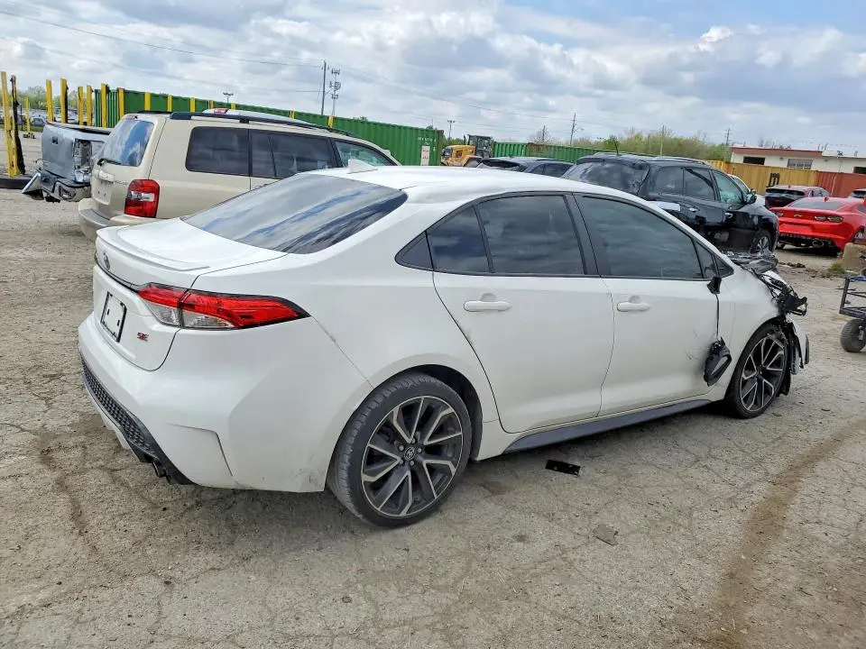 2022 TOYOTA COROLLA SE  