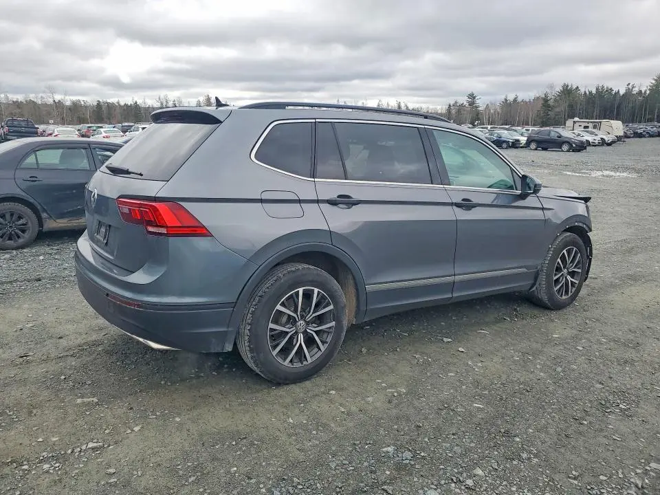 2019 VOLKSWAGEN TIGUAN SE  