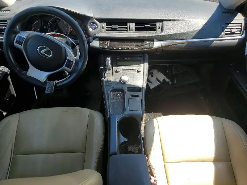 2011 LEXUS CT 200  