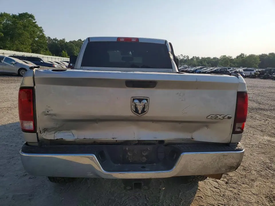 2016 RAM 2500 ST  