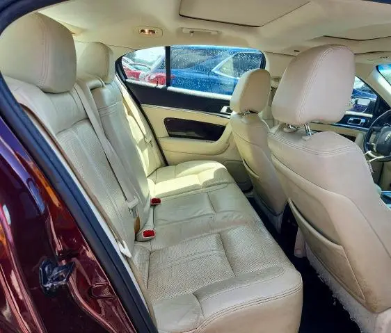 2011 LINCOLN MKS   