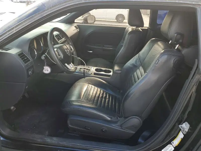 2013 DODGE CHALLENGER SXT  