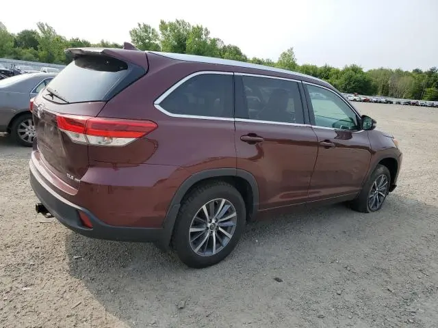 2018 TOYOTA HIGHLANDER SE  