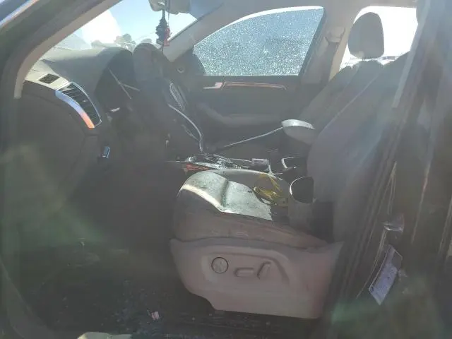 2011 AUDI Q5 PREMIUM PLUS  