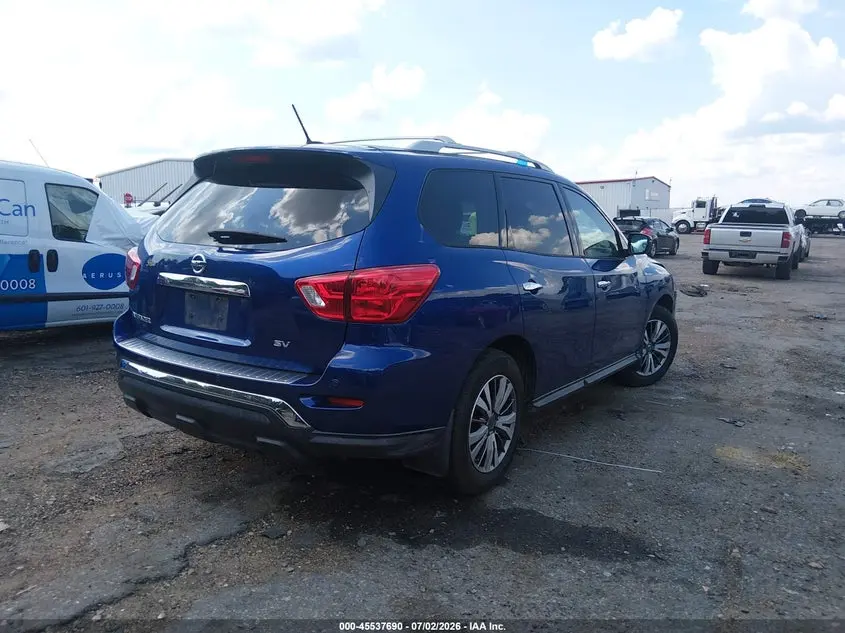 2018 NISSAN PATHFINDER SV