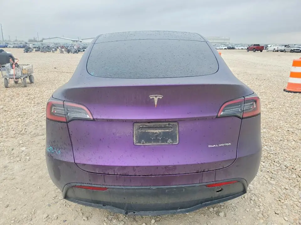 2024 TESLA MODEL Y   