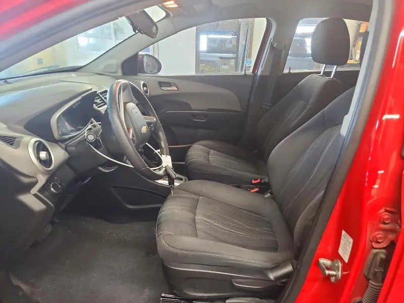 2017 CHEVROLET SONIC LT  