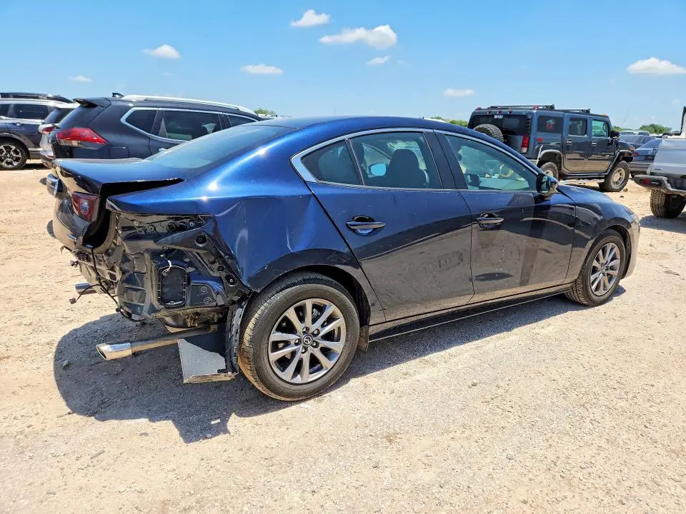 2025 MAZDA 3   