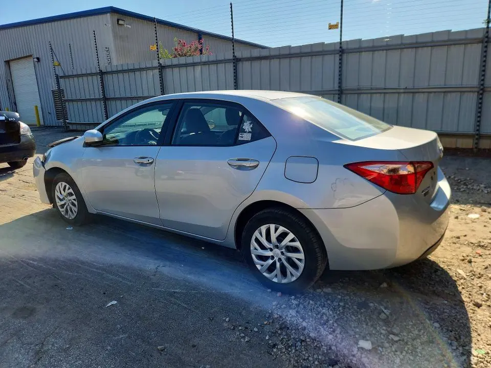 2017 TOYOTA COROLLA LE  