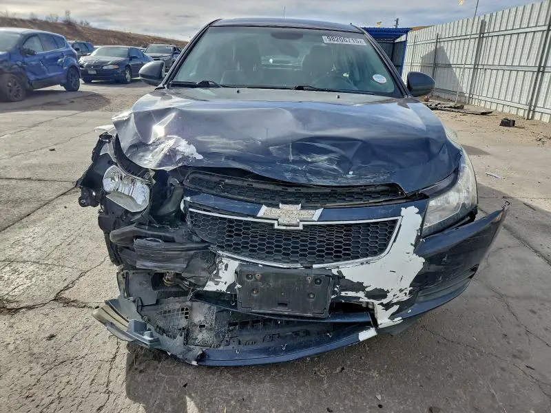 2013 CHEVROLET CRUZE LT  