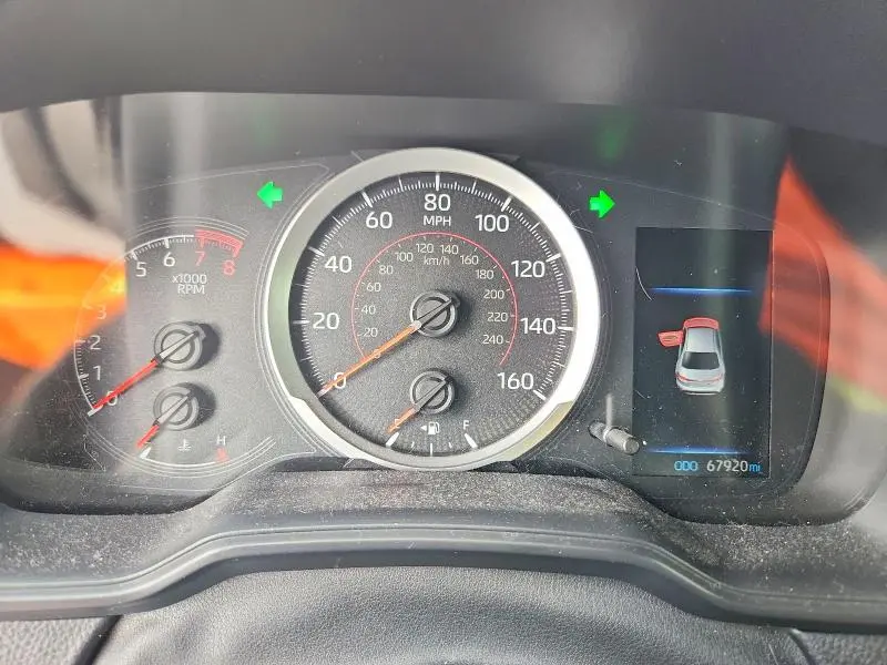 2020 TOYOTA COROLLA SE  