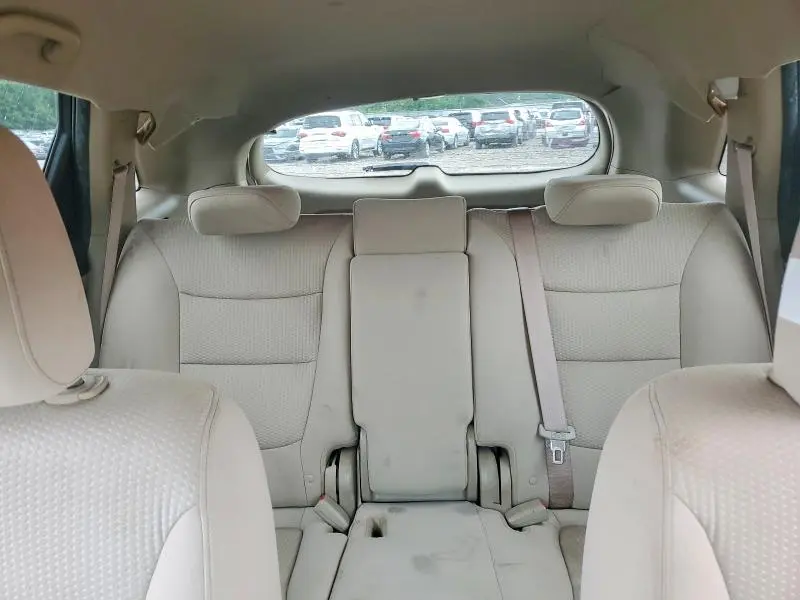 2013 KIA SORENTO LX  