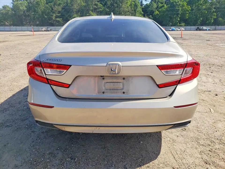 2020 HONDA ACCORD LX  