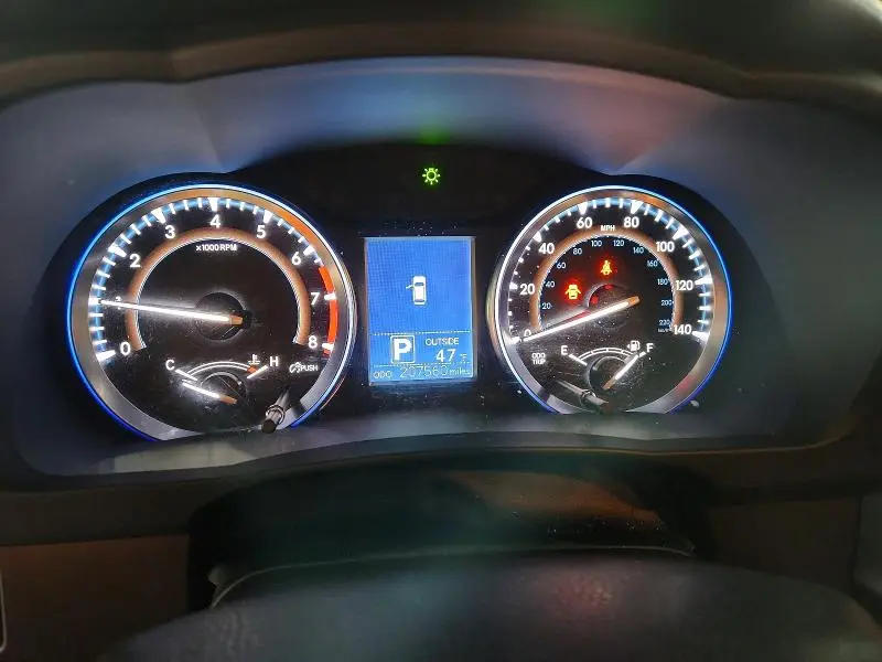 2015 TOYOTA HIGHLANDER LE  