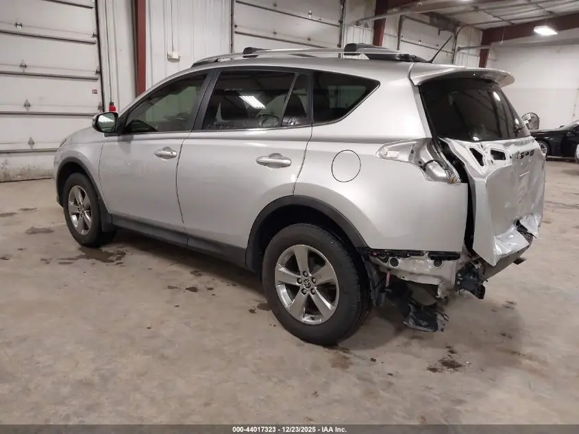 2015 TOYOTA RAV4 XLE