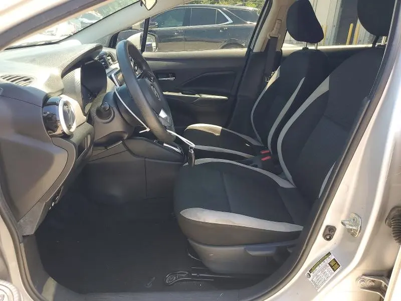 2020 NISSAN VERSA SV  