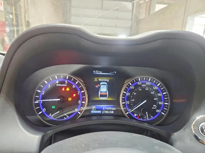 2015 INFINITI Q50 PREMIUM  