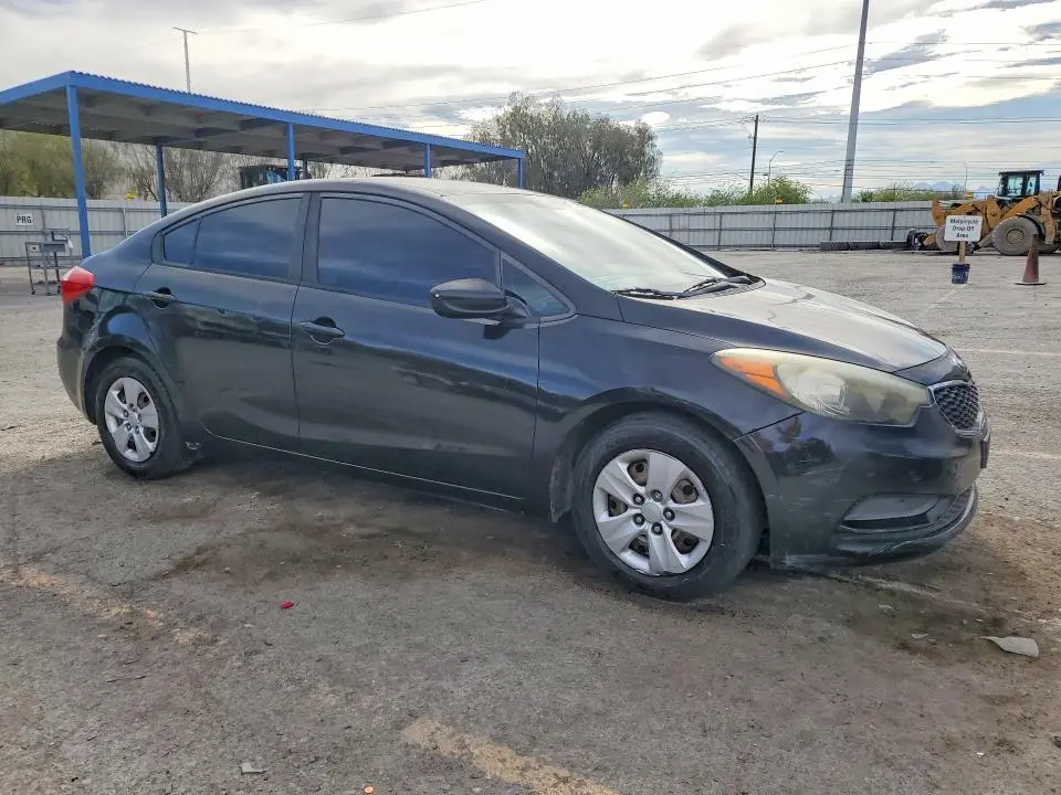 2016 KIA FORTE LX  