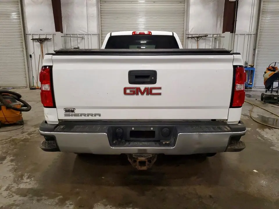 2018 GMC SIERRA K2500 SLE- PRIOR FLEET