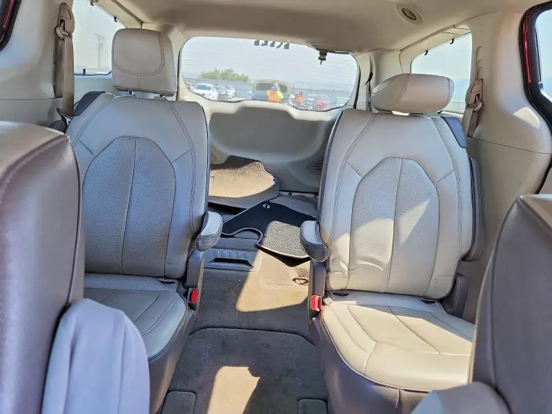 2018 CHRYSLER PACIFICA TOURING L PLUS  