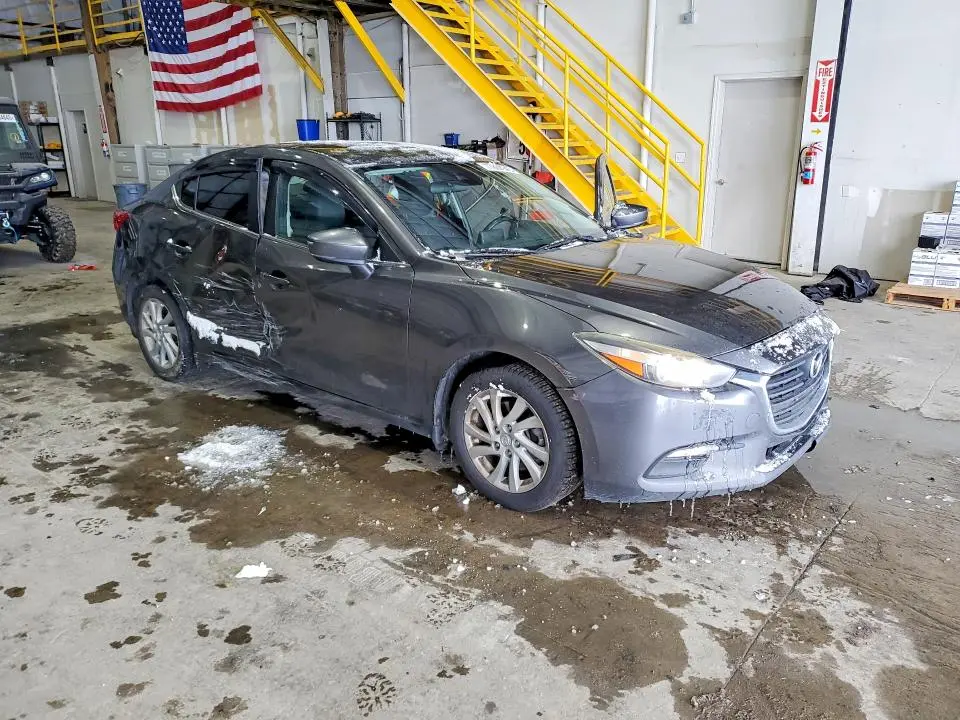 2017 MAZDA 3 TOURING  