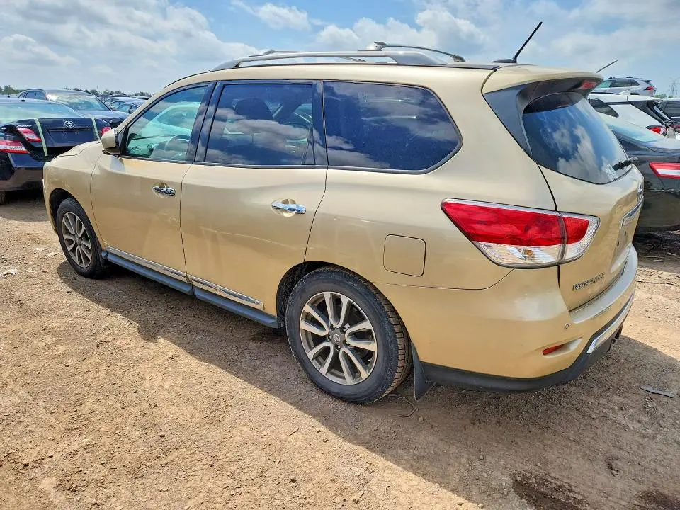 2013 NISSAN PATHFINDER S  
