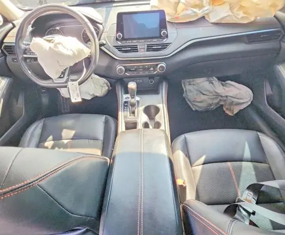 2020 NISSAN ALTIMA SR  