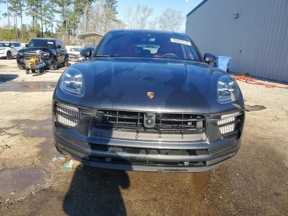 2026 PORSCHE MACAN S  