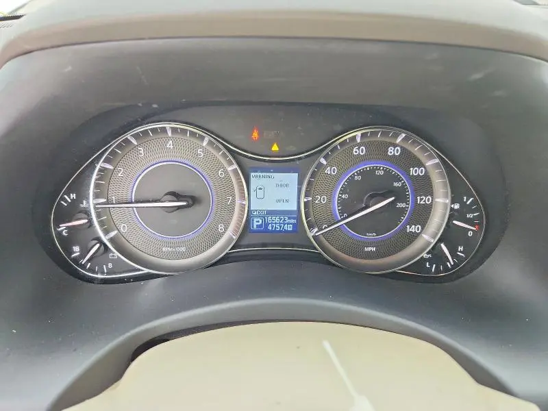 2014 INFINITI QX80   