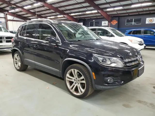 2012 VOLKSWAGEN TIGUAN S  