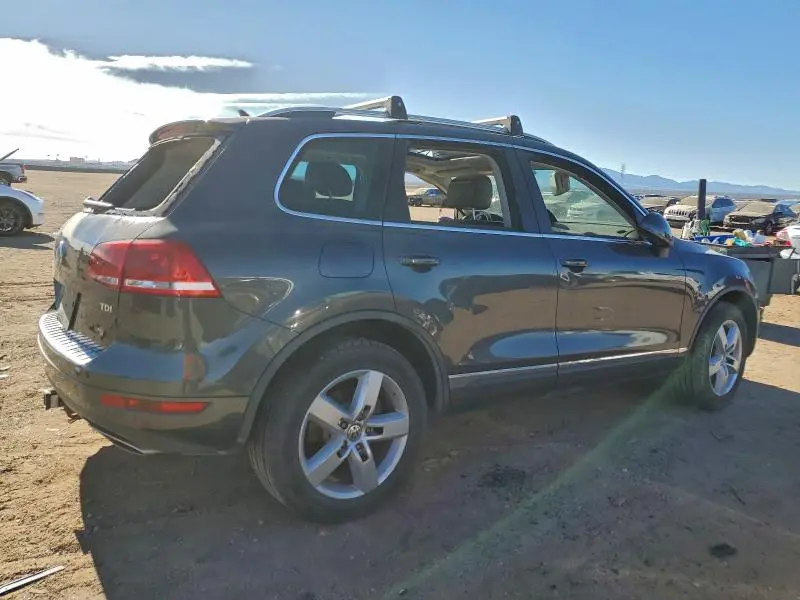 2013 VOLKSWAGEN TOUAREG V6 TDI  