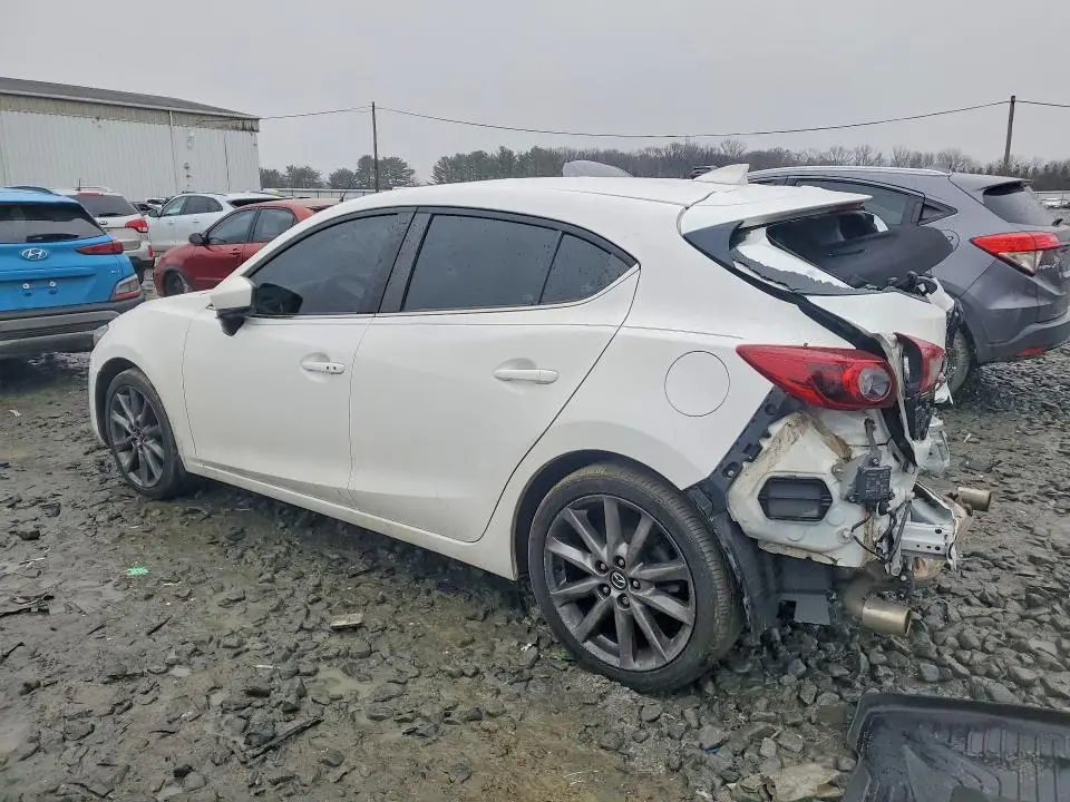 2018 MAZDA 3 GRAND TOURING  