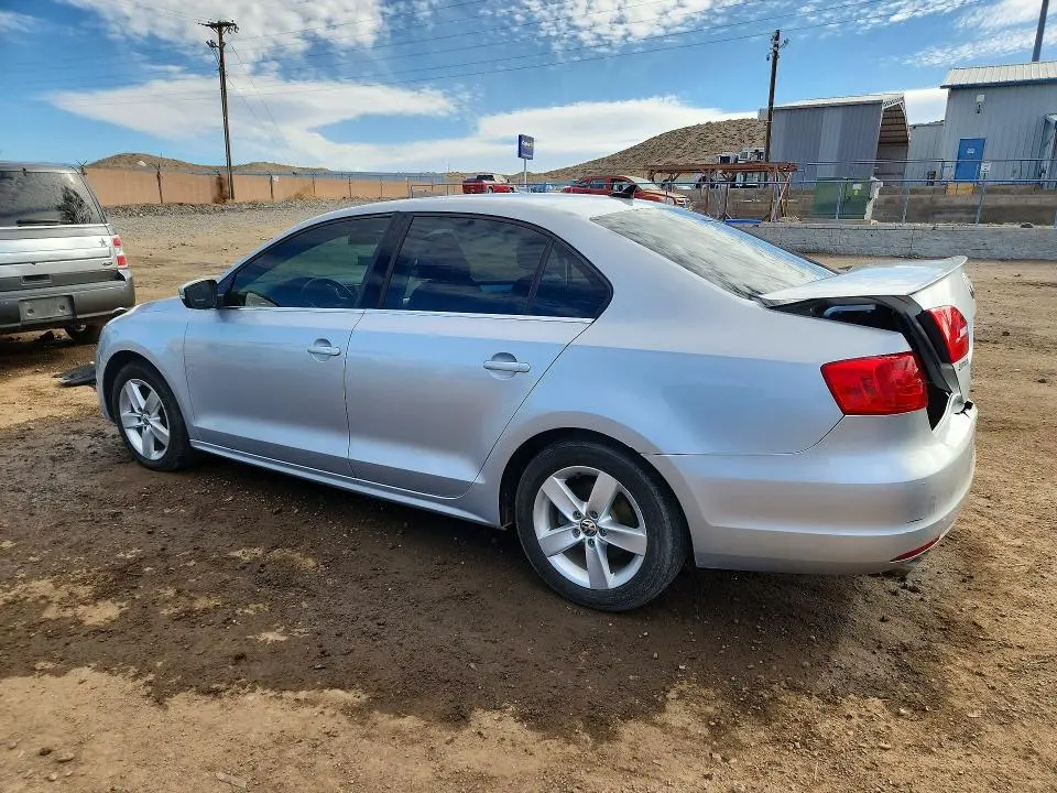2012 VOLKSWAGEN JETTA TDI  